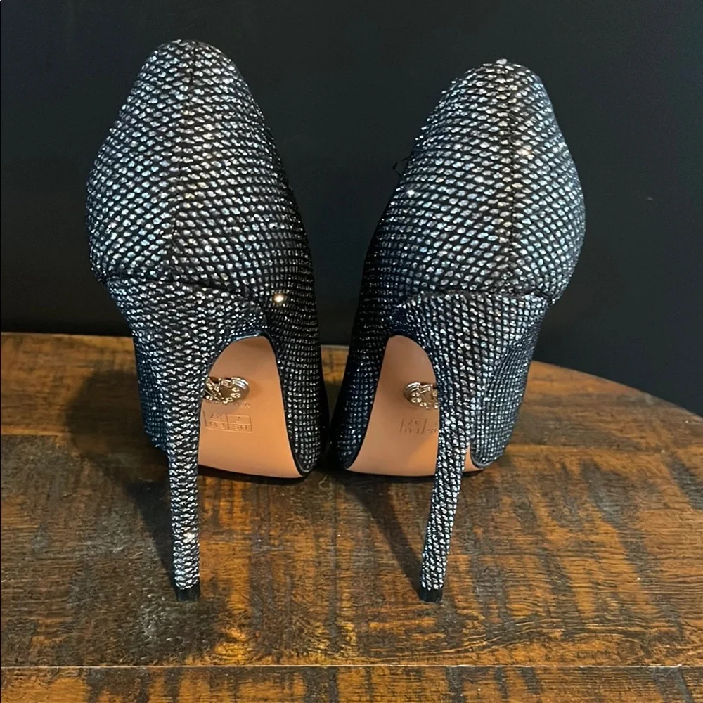 Elegant Black and Silver Women's Heels - Size 7 - Picture 4 of 12